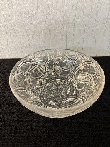 Lalique crystal salad - salad, bowl
